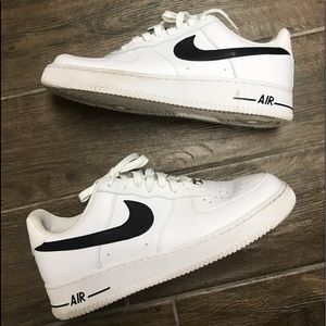 MENS NIKE AIR FORCE 1 WHITE BLACK 11